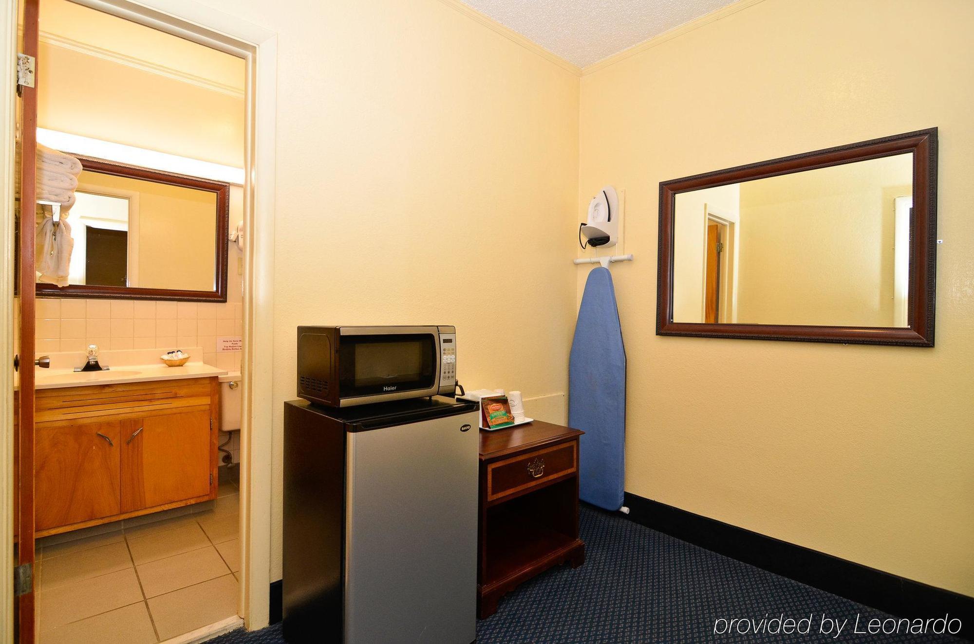 Asam Hotel Goodland Zimmer foto